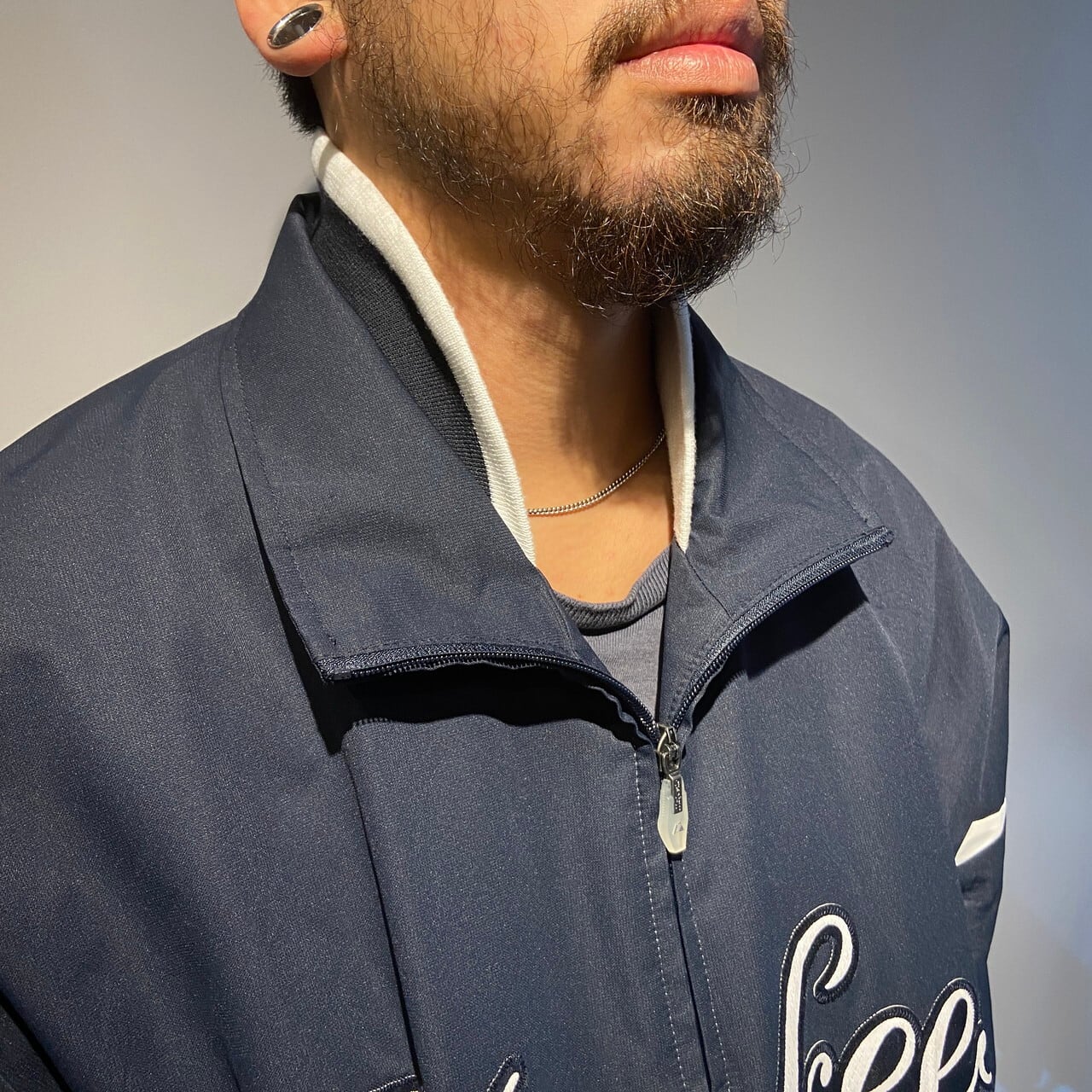 MLB ヤンキース majestic スタジアムジャンパー メンズ2XL 古着 New