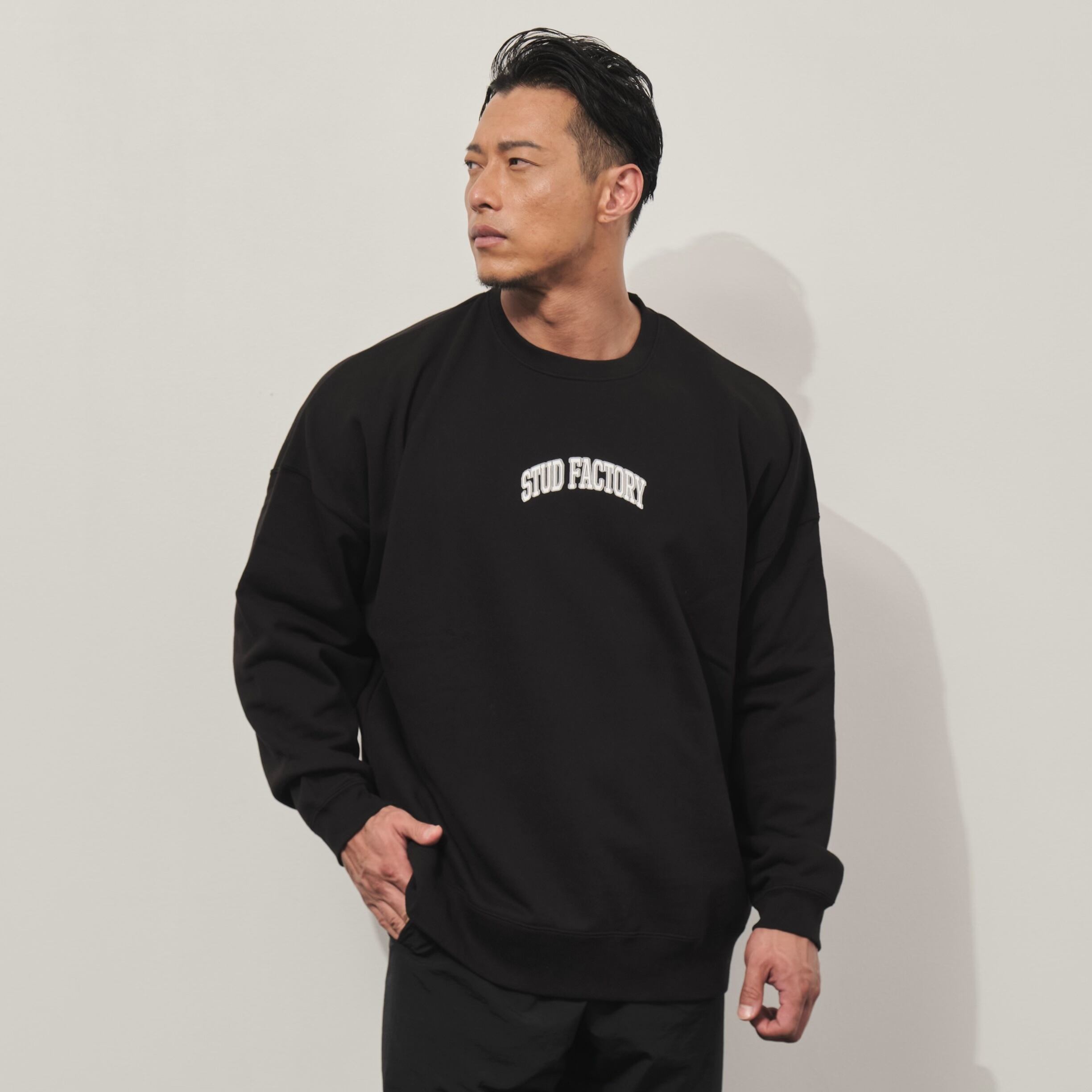 big silhouette crew neck sweat (BLACK) | STUD FACTORY