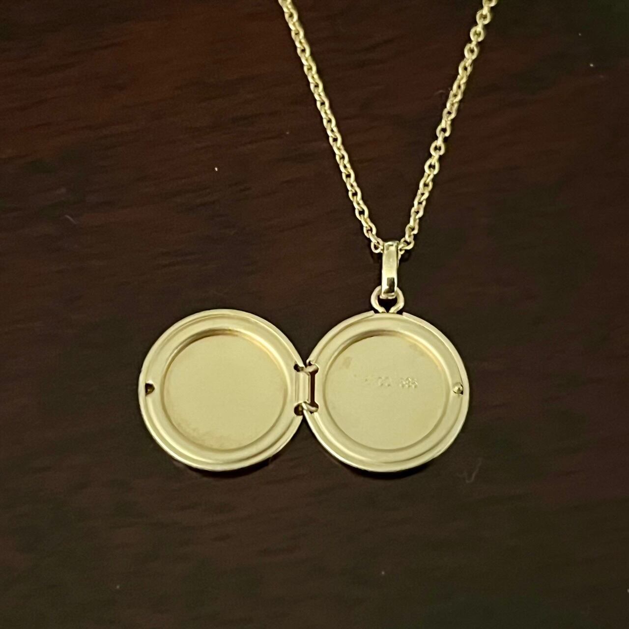 VINTAGE TIFFANY & CO. 14K Gold Round Locket Pendant Necklace