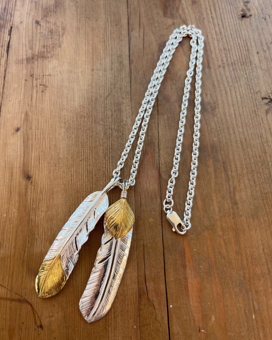 先金特大フェザー（金の部分は真鍮）