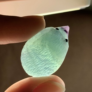 32.可愛い色合い☆フローライト ハリネズミ