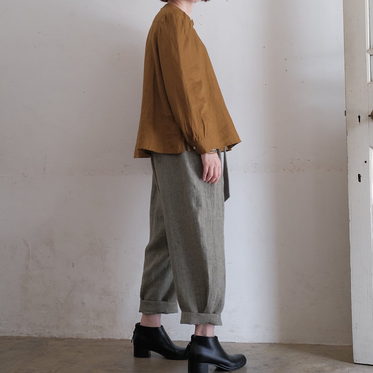 SALUÉ サルエ　エッグチノパンツ ブラウン　サイズ1 unisex egg pants A／herringbone linen〈gray×olive〉 | SALUÉ