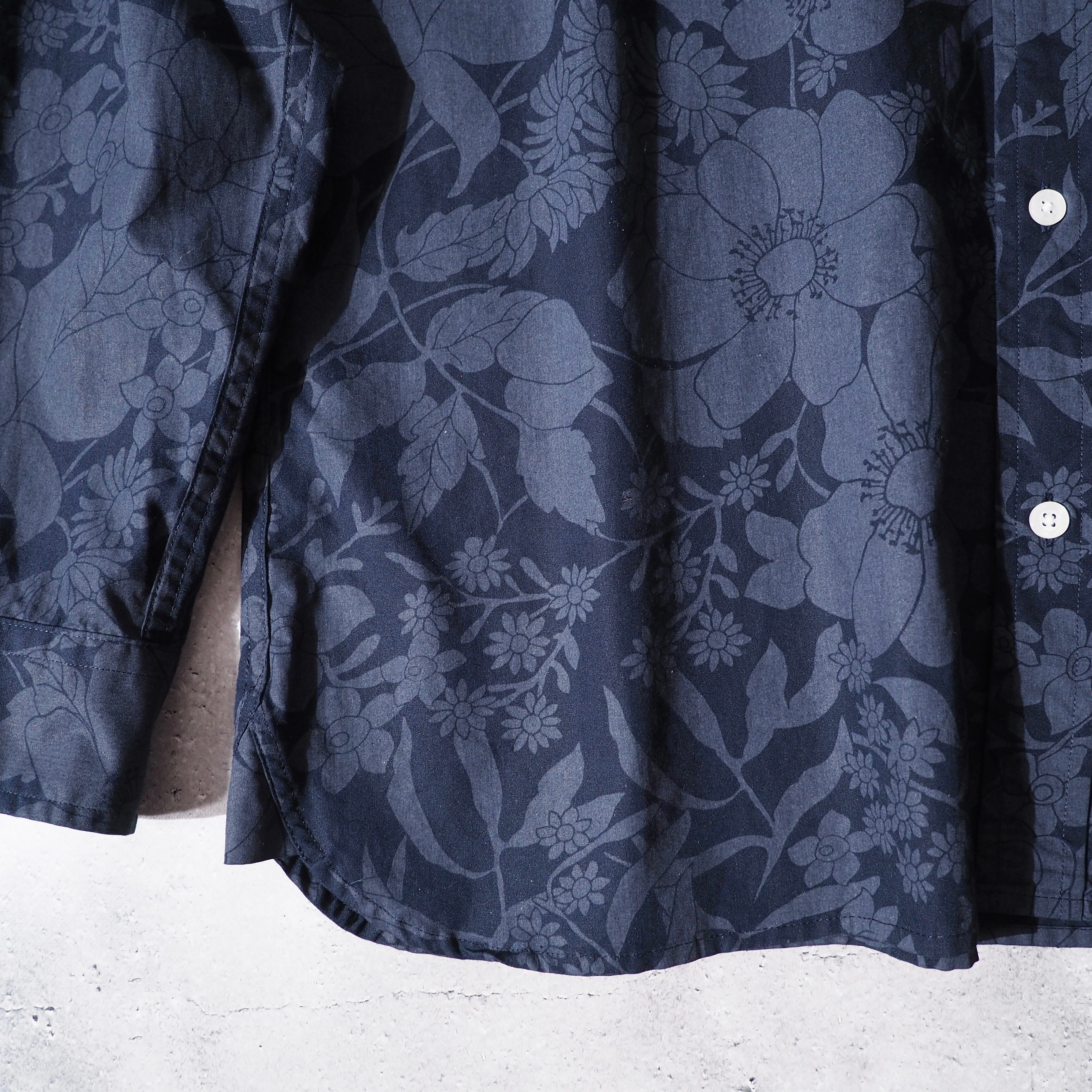 ” Brooks Brothers ” Flower printed cotton button down shirt