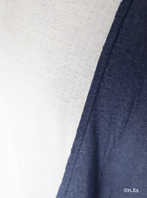 ミルフィーユ・シームTシャツ（ソーサーネックTシャツ）  NAVY