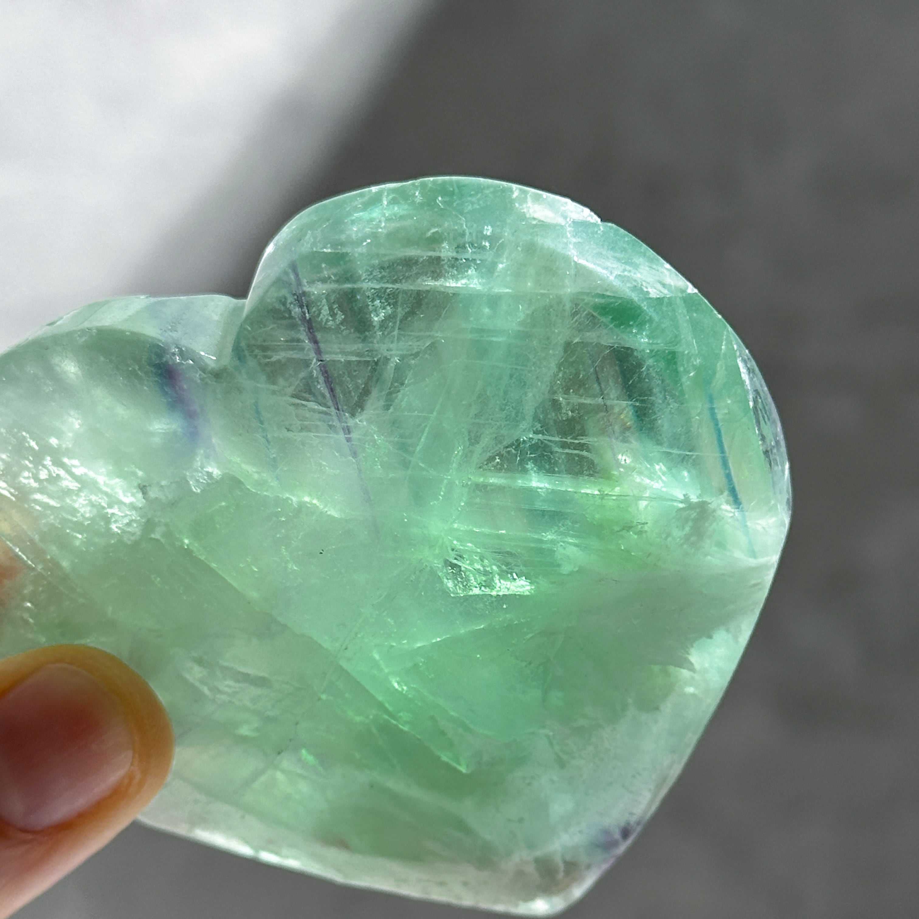 エンジェルフェザーフローライトハート 25◇ Angel Feather Fluorite