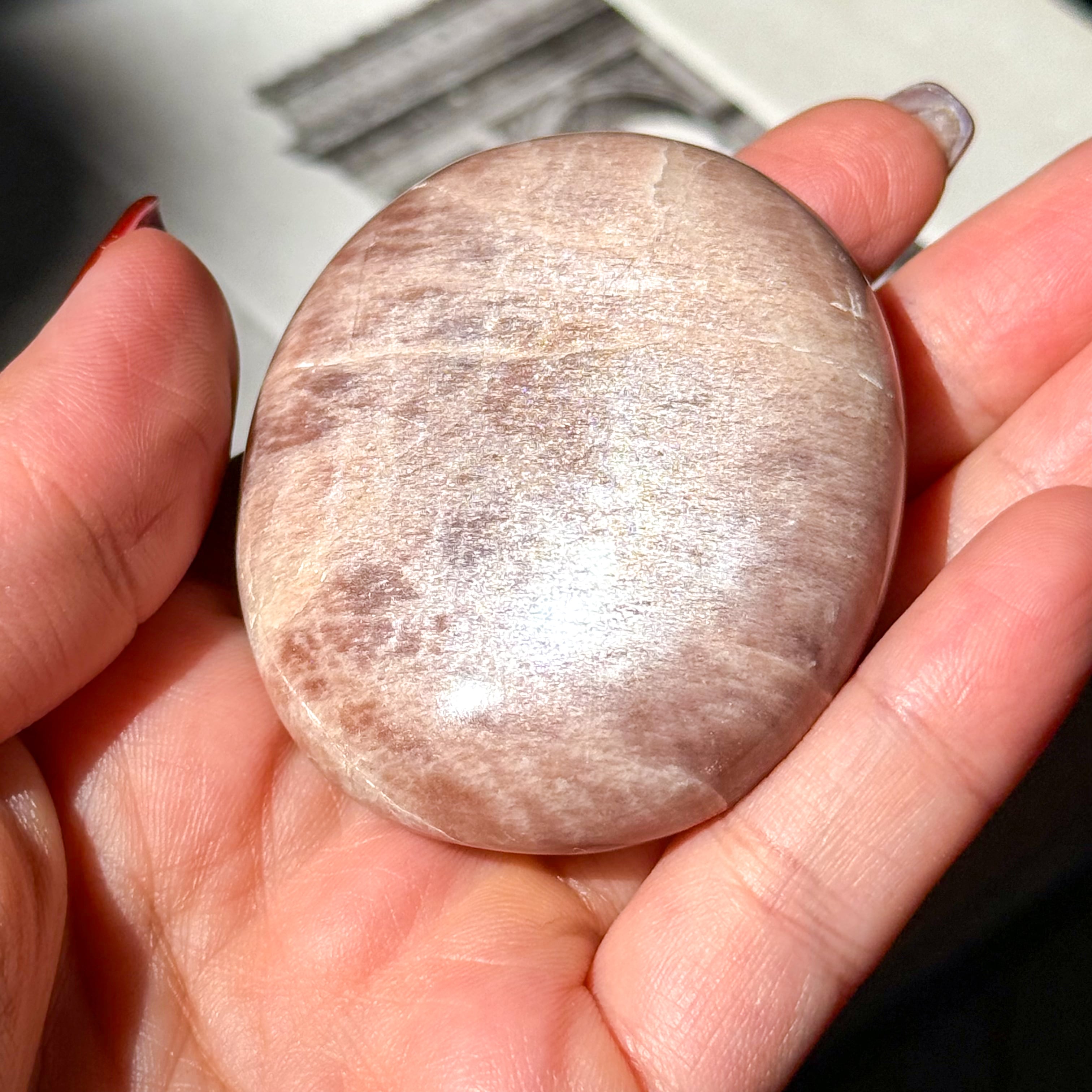 Peach Moonstone palm 6 ✧ ピーチムーンストーン | FLUXY - 天然石と