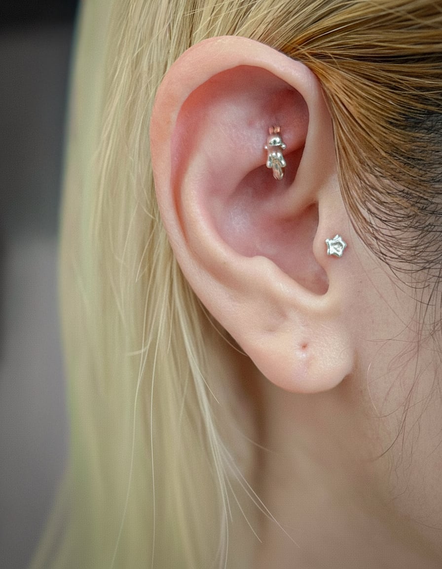 うさぎ ® Tragus clicker silver925 18G #LJ23084P 16G#LJ23085P | LANIE