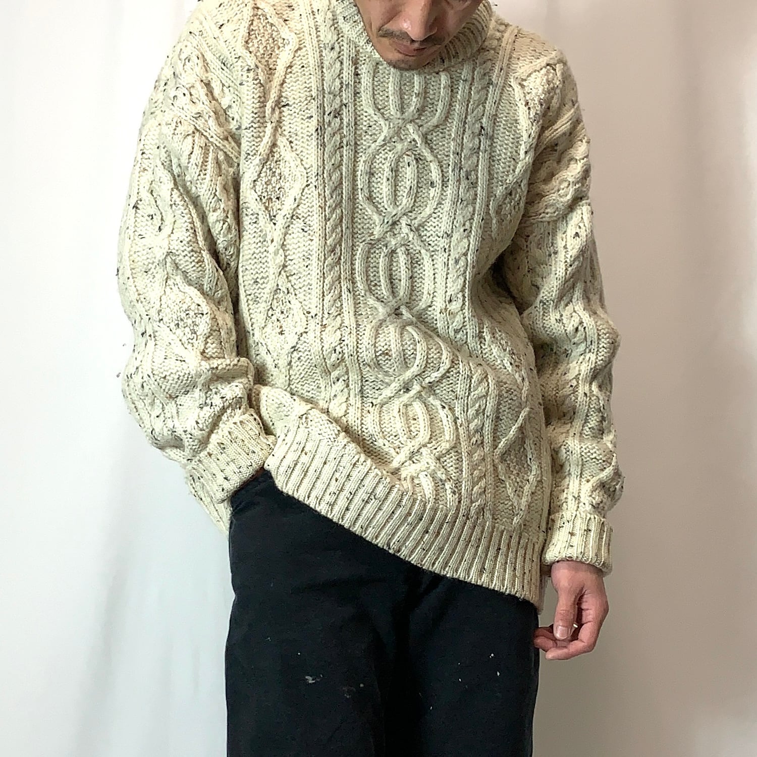 vintage old 90s cable wool knit sweater THE WHITBREAD COLLECTION 