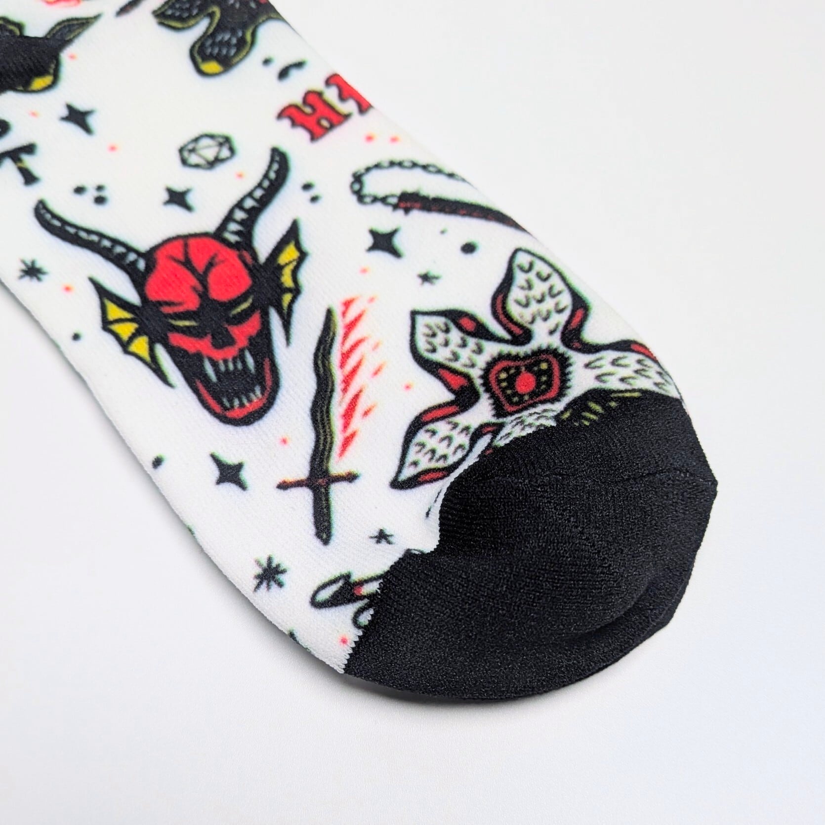 【 crew socks / クルーソックス 】 『 Stranger Things / ストレンジャーシングス 』  靴下 / ソックス〚アメリカン雑貨 アメトイ〛