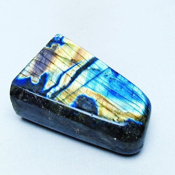 ラブラドライト 原石 一点物 181-4611