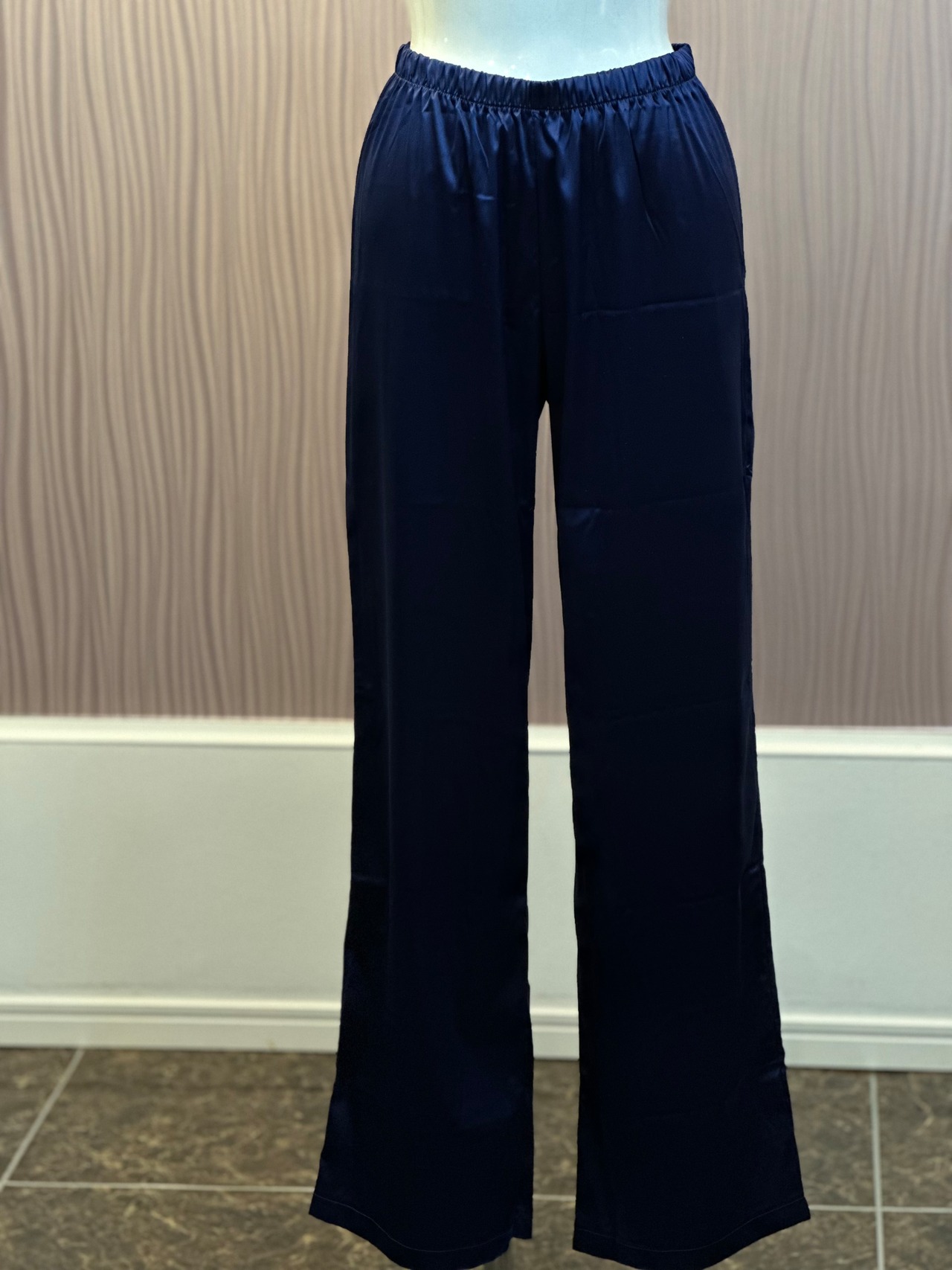 effetto  サテン　パジャマセット