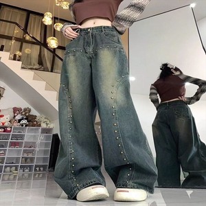 【送料無料】 デニムパンツ フレア Aライン ボトム ロング マキシ ポケット ファスナー 装飾 スタッズ デニム 薄手生地 かわいい 大人可愛い 大人女子 綺麗 シンプル カジュアル 大人 上品 おしゃれ お洒落 こなれ感 ラフ コンサバ 着痩せ レディライク ヘルシー 無地 春 30代 40代 レディース 女性用 デート お出かけ 女子会 お呼ばれ 休日 お茶会 授業参観 着回し 普段使い ファッション コーデ スタイル 楽ちん 体型カバー 定番 デイリーユース オーバーシルエット 垢抜け 動きやすい