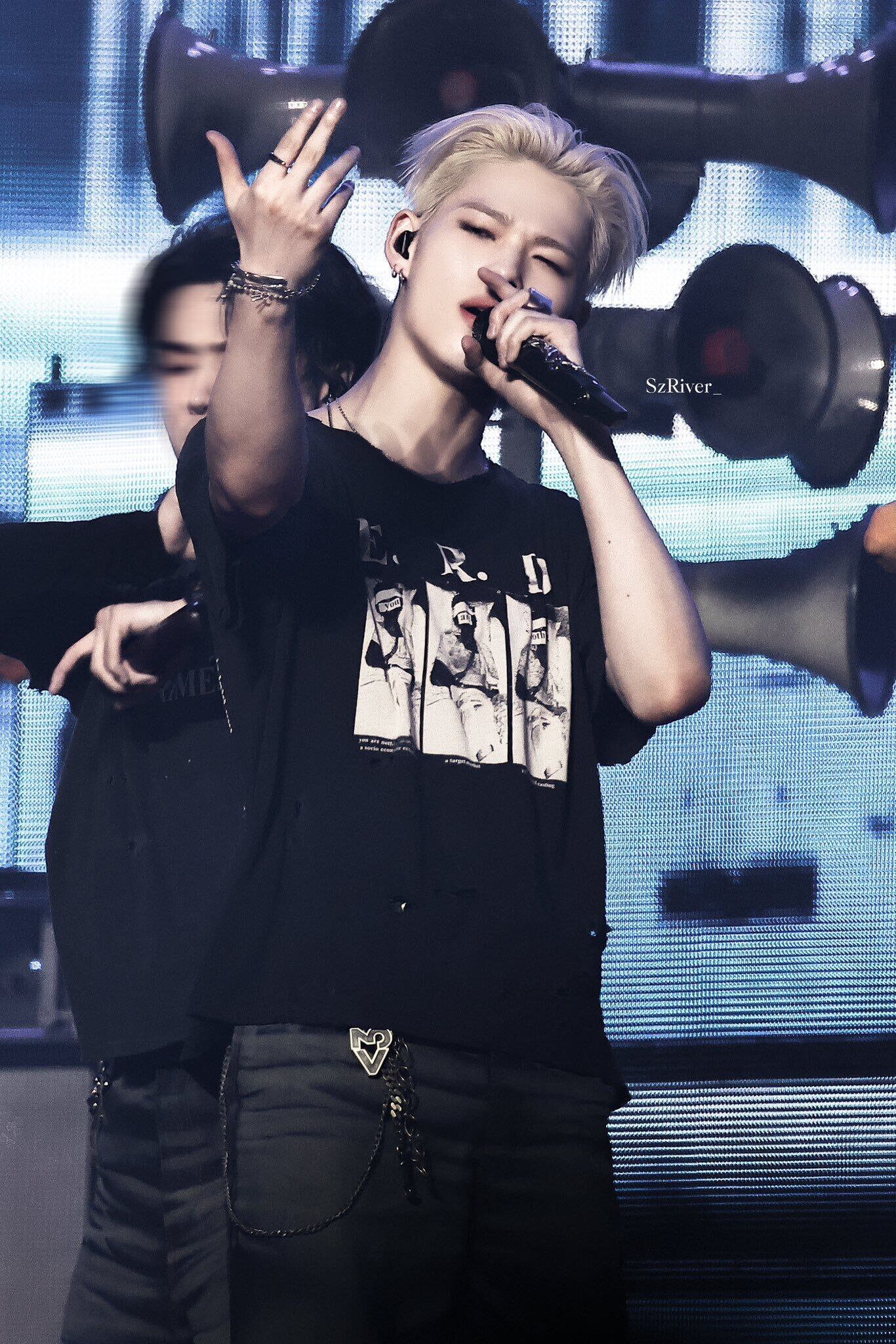 d330abde7d8a583aa41128df08bee3