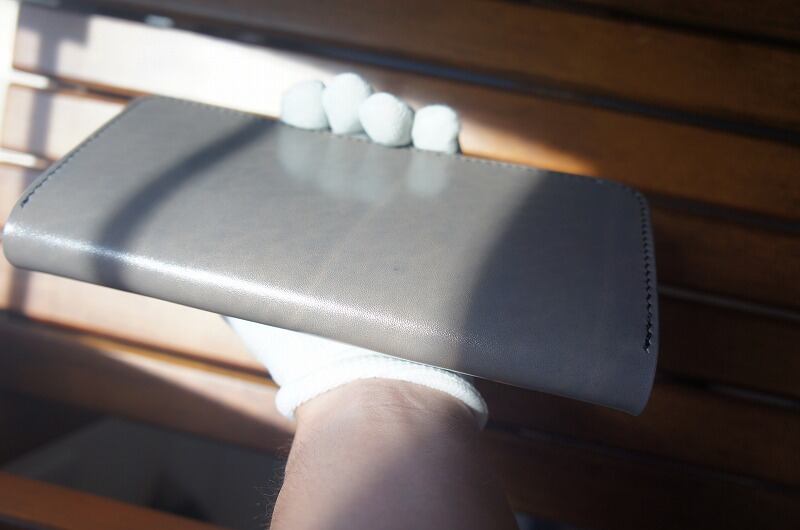 【送料無料】ルガトショルダーのロングウォレット【ライトグレー】 ルガトショルダーのロングウォレット【ライトグレー】【カード12