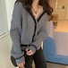 トップス レディース  カジュアル 休日 カーデ カーディガン デコルテ魅せ かっこかわいい 可愛い 大人可愛い きれいめ シンプル お洒落 大人女子  20代 30代 　韓国 韓国系 韓国風 韓国ファッション オルチャン お揃い 双子 双子コーデ コーデ ファッション カジュアル 大人 上品 学生 通学 通勤 OL ママファッション ママコーデ 公園デビュー ラフ 普段着 おしゃれ お洒落 かっこいい 大人女子 旅行 着回し 普段使い 重ね着 スタイル 楽ちん モテ 色展開豊富
