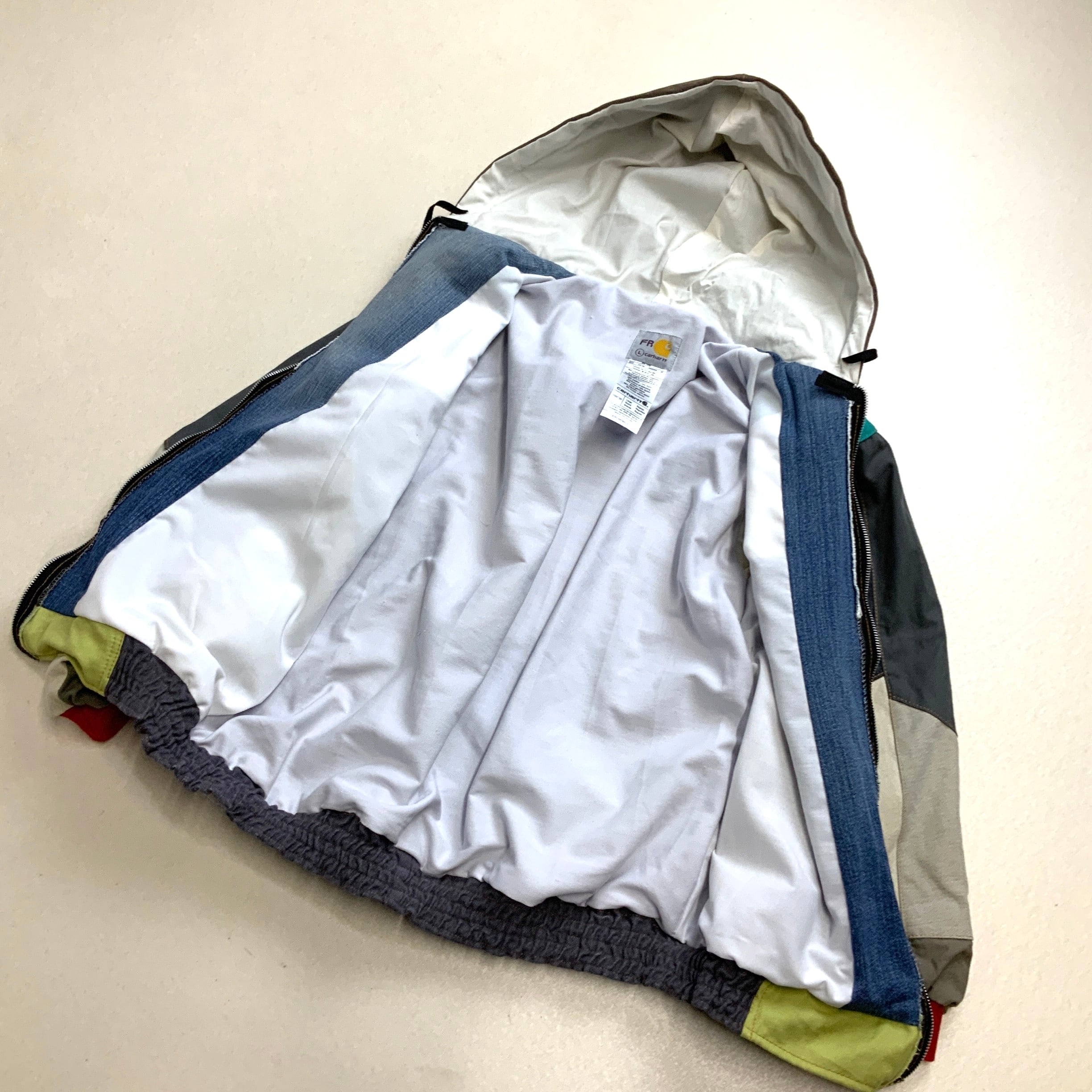 希少 1点モノ Carhartt カーハート ツギハギ ダックパーカー 希少 1点モノ Carhartt カーハート ツギハギ ダックパーカー マルチ