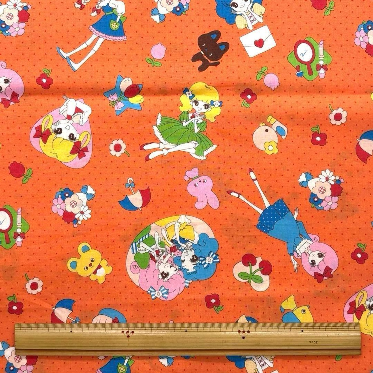 Cdr505-2◆1m◆SM◆綿100%シャーティング生地◆レトロ柄