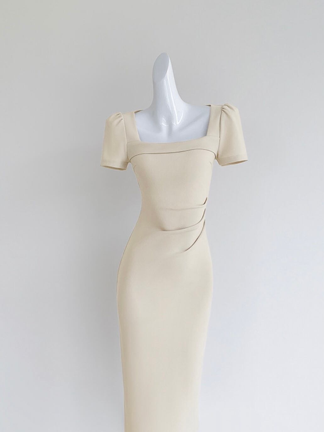 square neck elegant long dress.3147