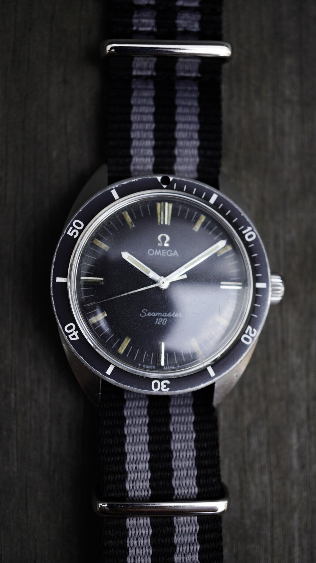 美品　オメガ　OMEGA ミリタリーウォッチ 1940s NATO シーマスター 美品 オメガ OMEGA ミリタリーウォッチ 1940s NATO シーマスター