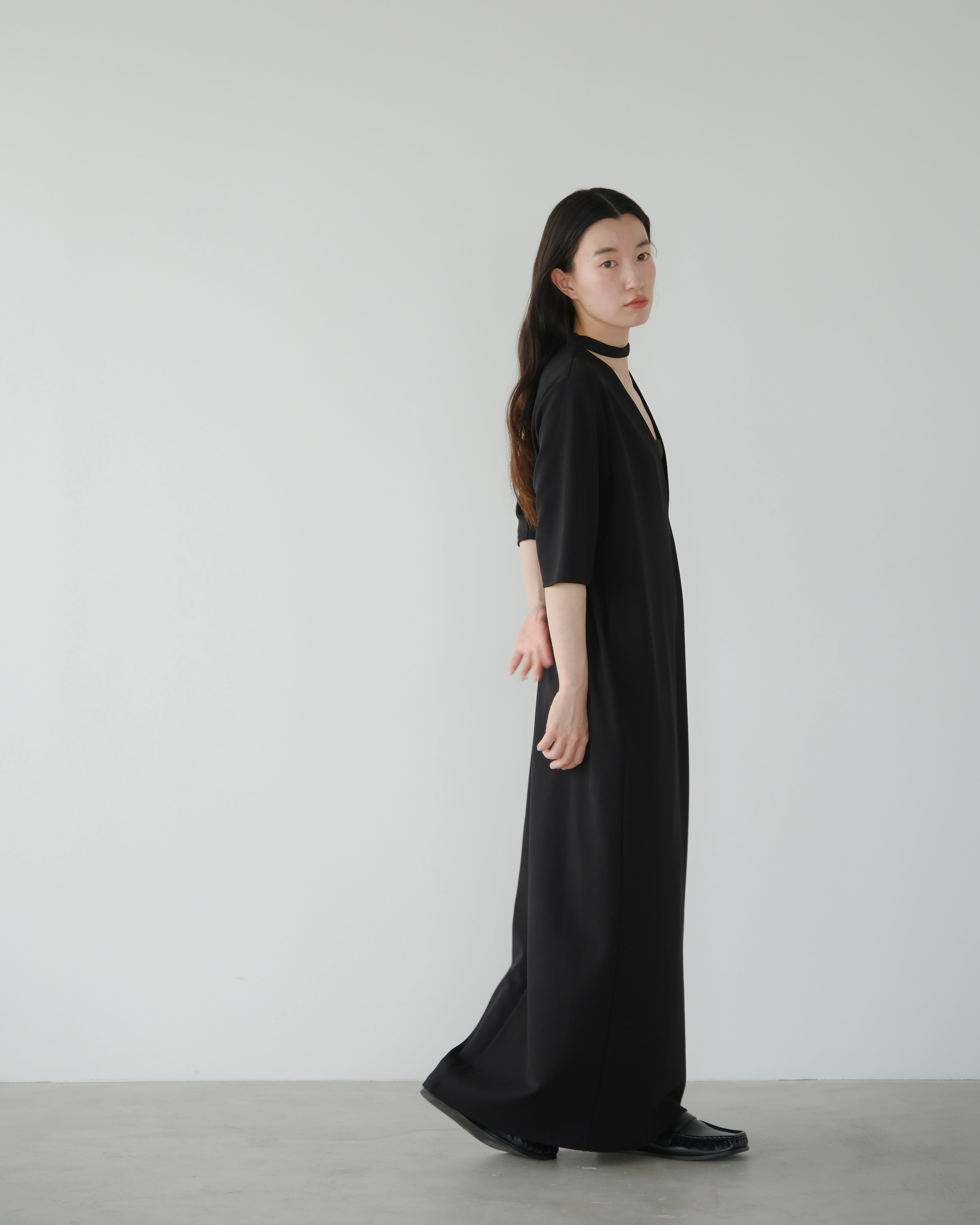 bowtie V-neck one-piece -made in japan- | aéré