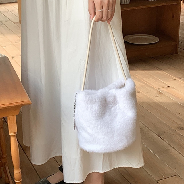 fake fur bucket bag J00084
