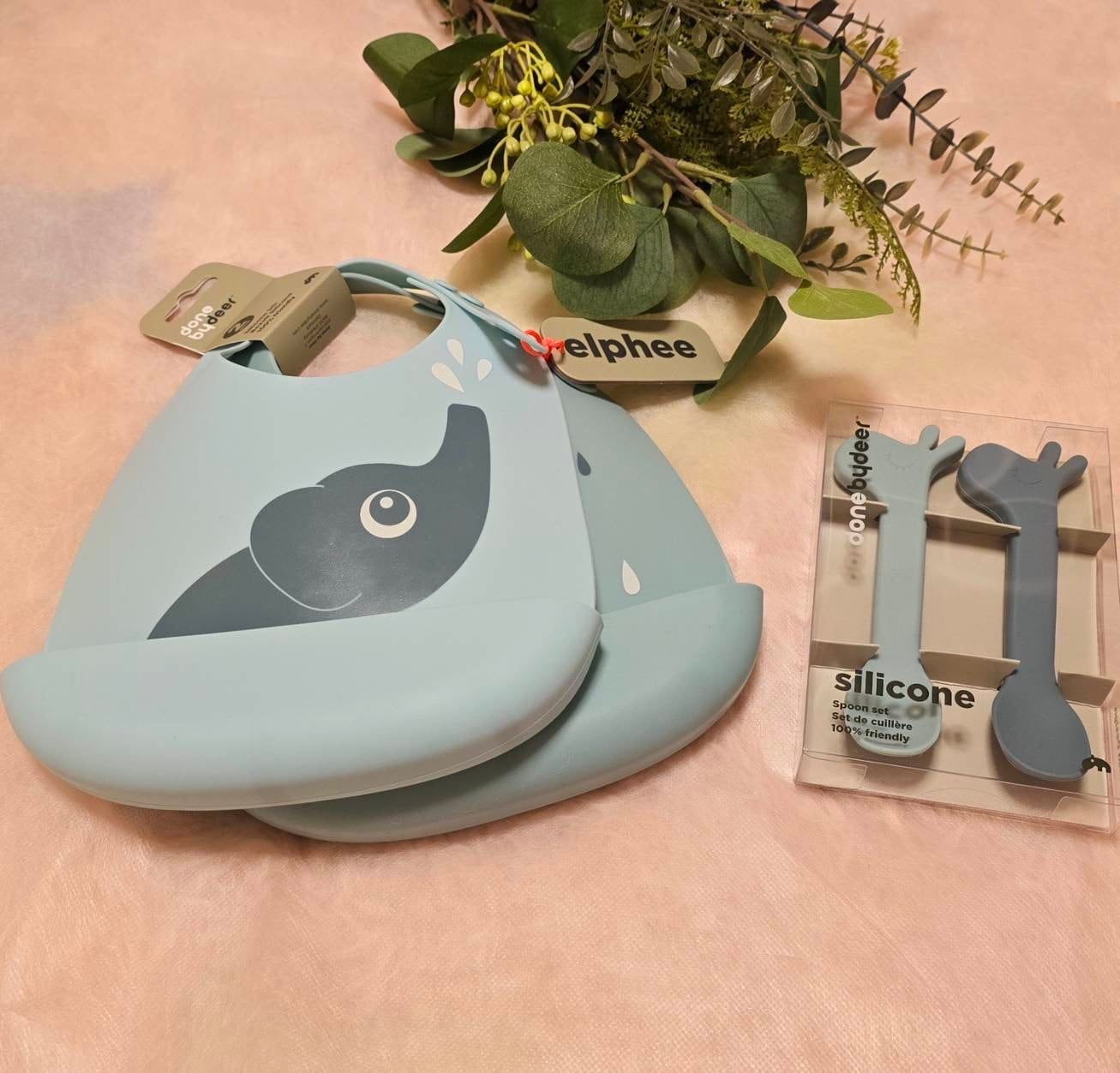 ★セット割★シリコンビブ&シリコンスプーン【Done by Deer/デンマーク】ベビーグッズ 0歳1歳2歳3歳 出産祝い プレゼント ハーフバースデー