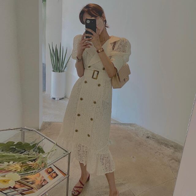 【予約販売】ワンピース レディース ロングワンピース 5分袖 前ボタン ウエストマーク ブルー オフホワイト レース 総レース ボリューム袖 ドレス きれいめ ワンピ 大人可愛い ドレス 結婚式 エレガント おしゃれ こなれ感 韓国 春 夏 秋 トレンド フリー