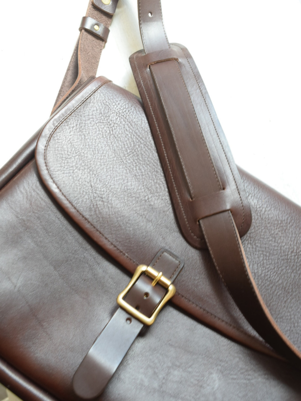 ショルダーバッグ【GULLIVER】