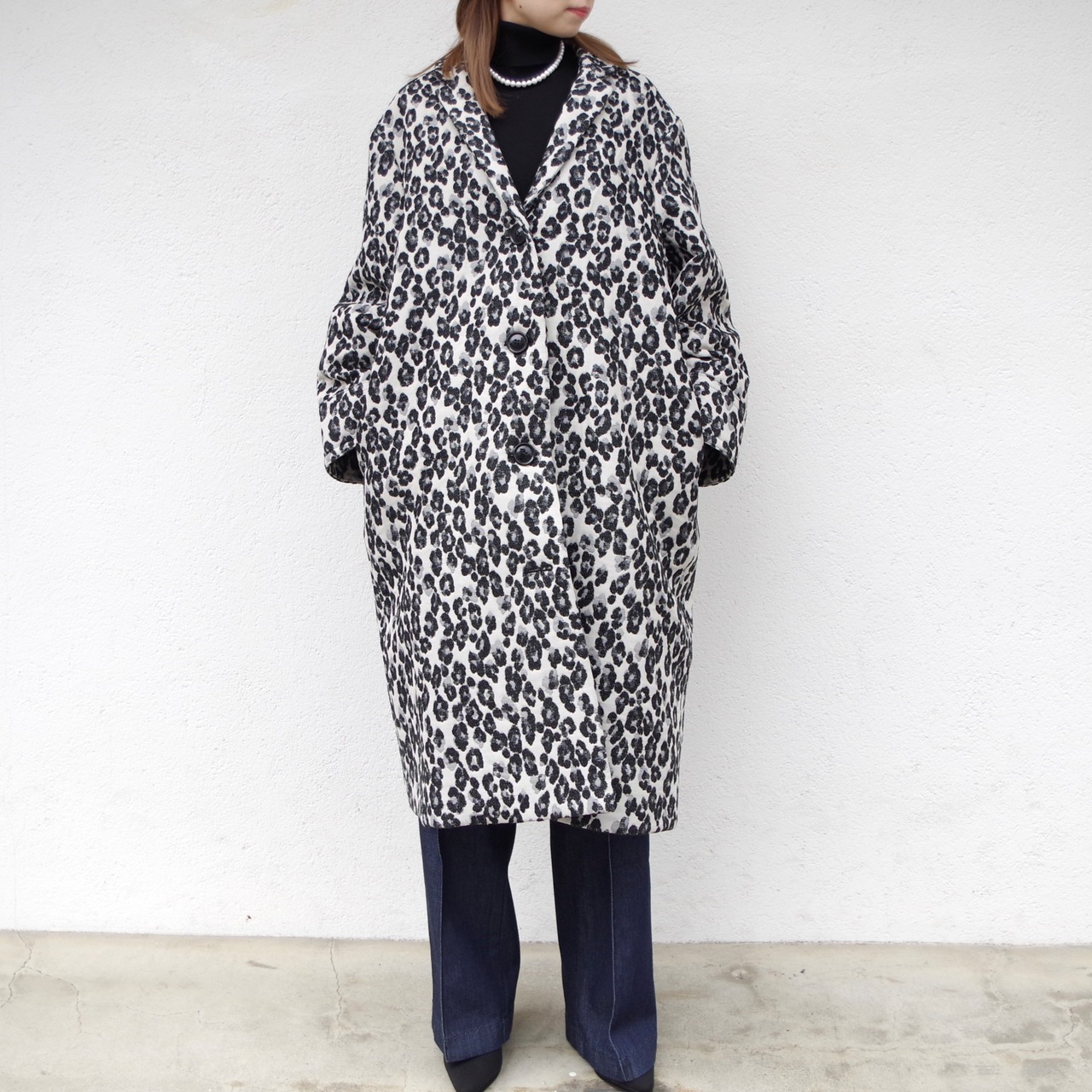 SINME レオパードコート ホワイト×ブラック