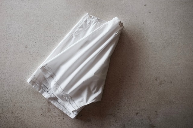 フランス 20s クッキー的白花と球の綴るショートドロワーズ アンティーク