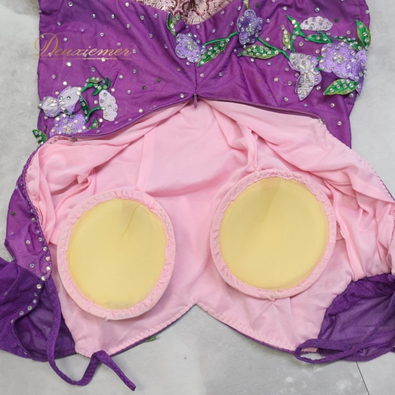 社交ダンス 衣装 ラテン ドレス ワンピース パーティ 発表会 和柄 珍しい 特徴的 花柄 個性的 軽い デモ 競技 ダンス パープル系 ピンク系 フラワープリント ステージパフォーマンス ラテンダンス 発表用