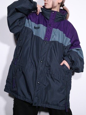 "Colombia" good coloring over silhouette double zip mountain jacket