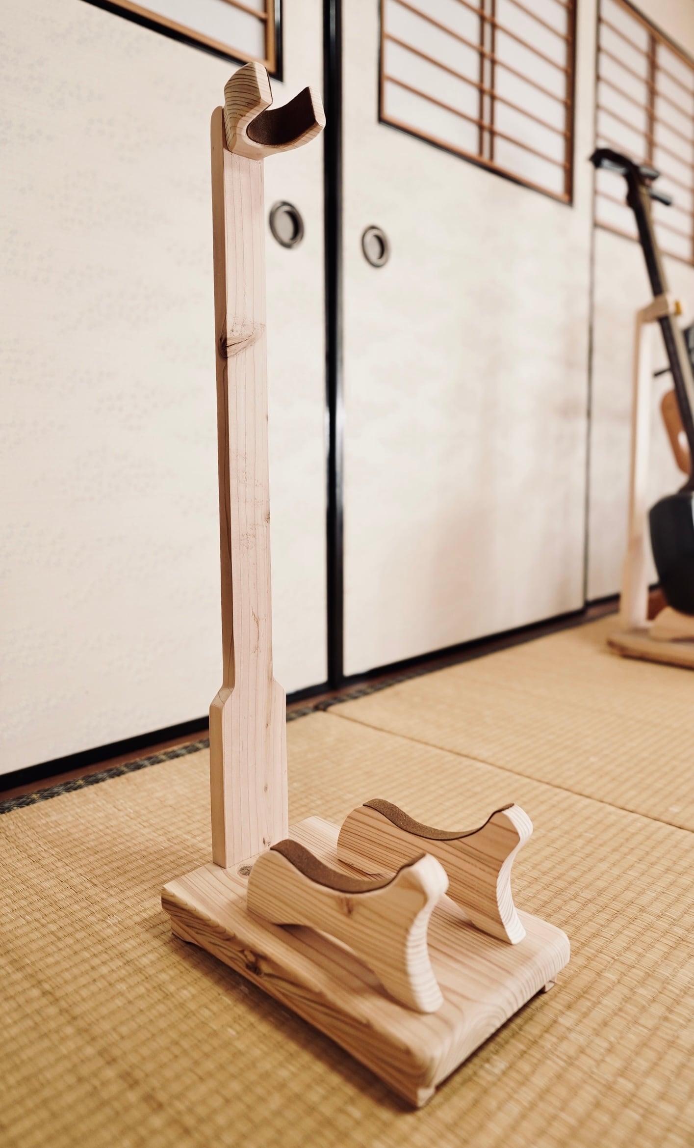 限定1台】手作り木工 木製三味線スタンド （無塗装） タイプC