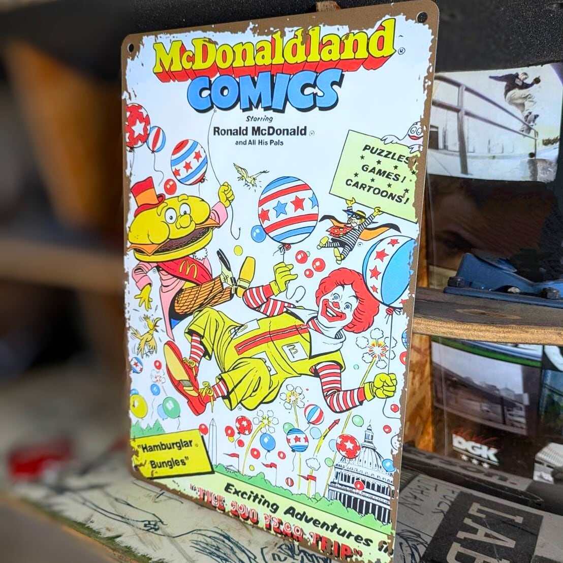 ☆ 送料無料！ちょうどいいブリキ看板 ビンテージ加工【 McDonald（ マクドナルド ）】〚アメリカン雑貨 アメトイ〛