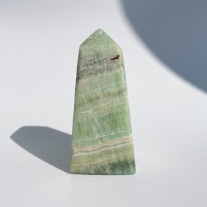 キウイカルサイト タワー04◇Kiwi Calcite◇天然石・鉱物・パワーストーン