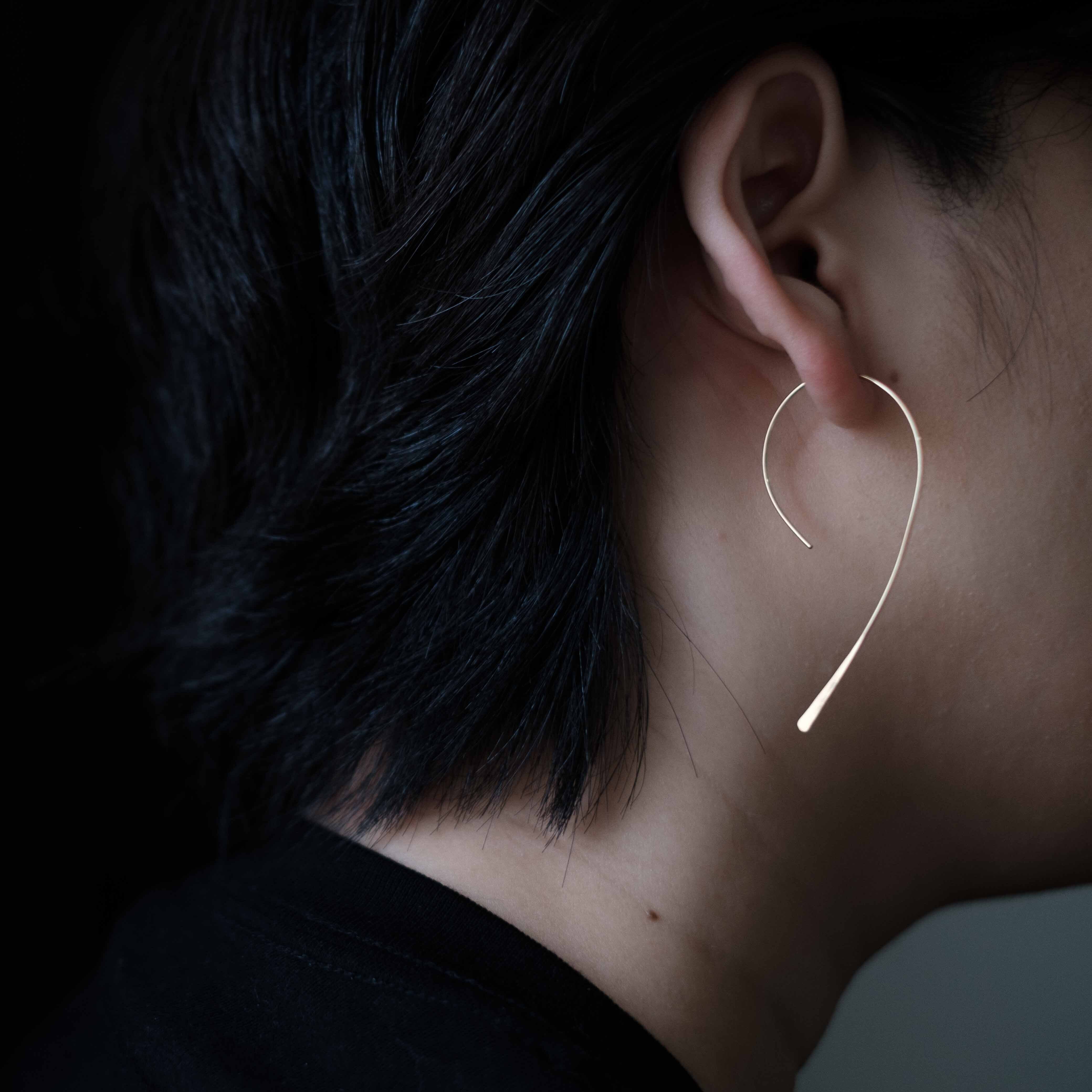 9」hook pierce silver | coloq