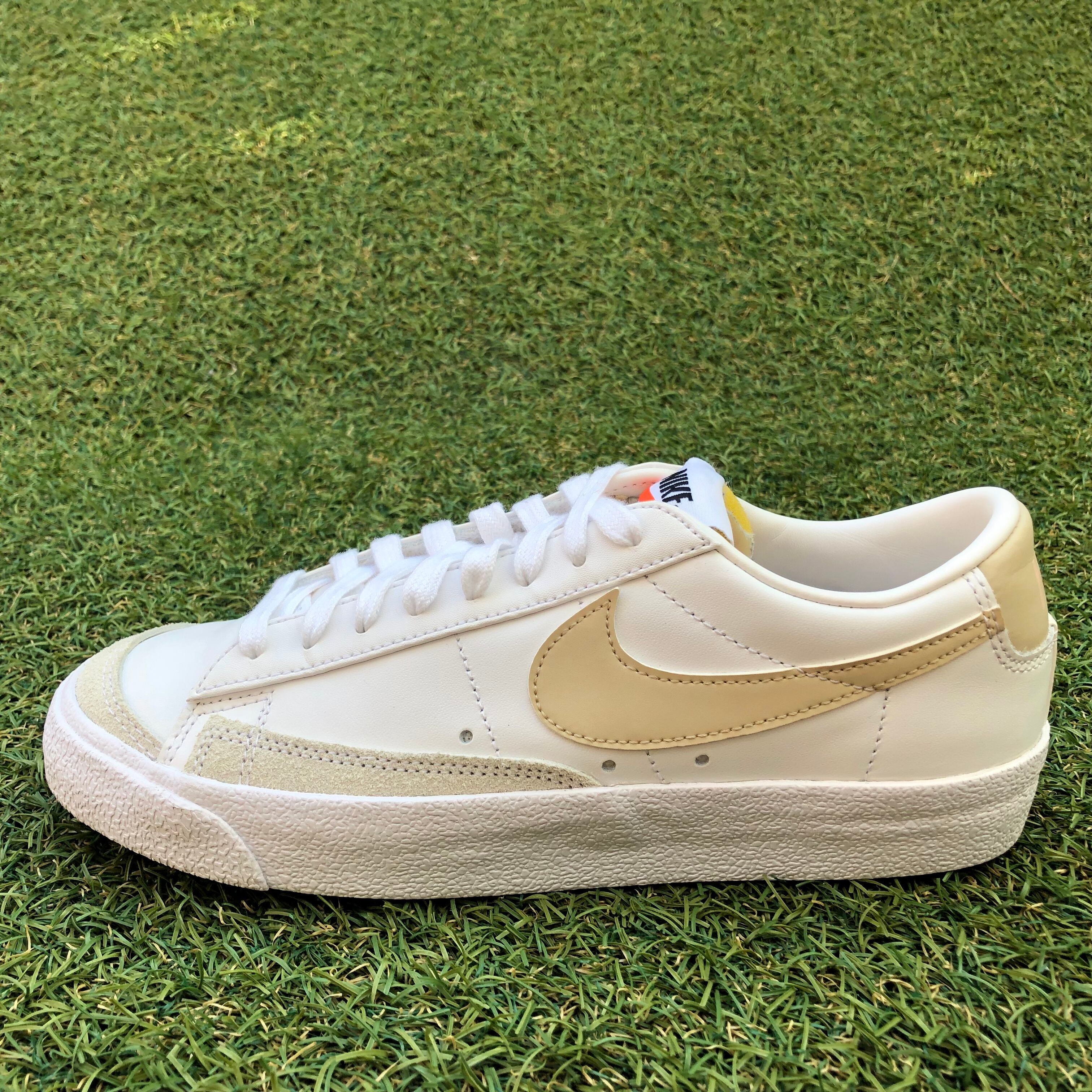 NIKE BLAZER LOW '77 ナイキ ブレザーロー '77 HW462