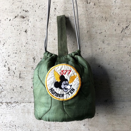 【HB1053】 ショルダー ミリタリー USA ライナーリメイク ペイシェントバッグ 巾着