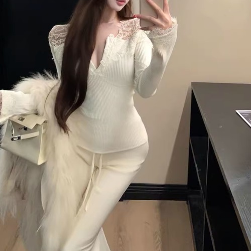 3色／レースショルダーキーネックニット ・73933