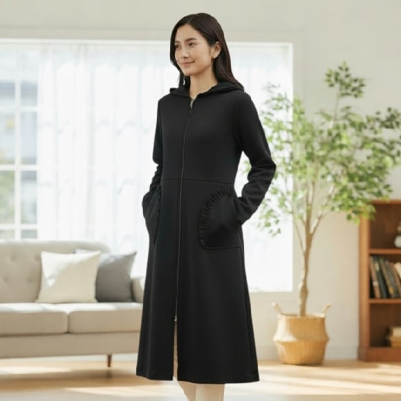 【Toilette トワレ】ボンディング フーディコート ロングコート 427-027 ブラック 軽量 暖かい フリルポケット フレアシルエット 大人カジュアル レディース