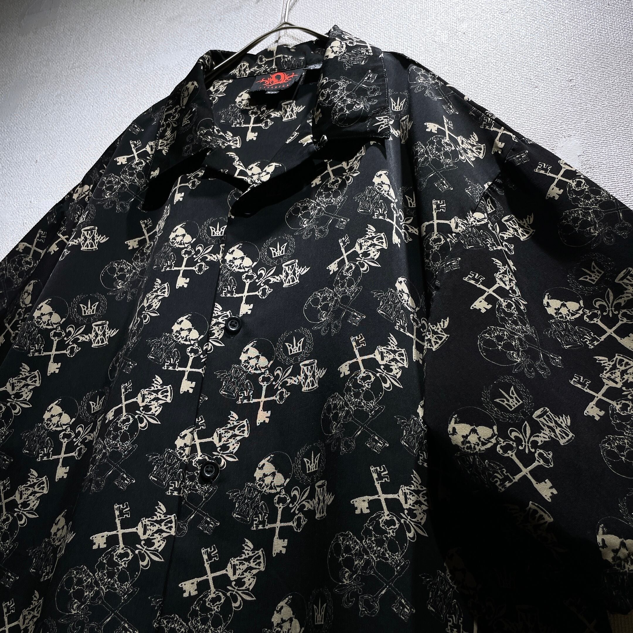 Black mode × Gothic pattern Design Drape loose SS open collar shirt