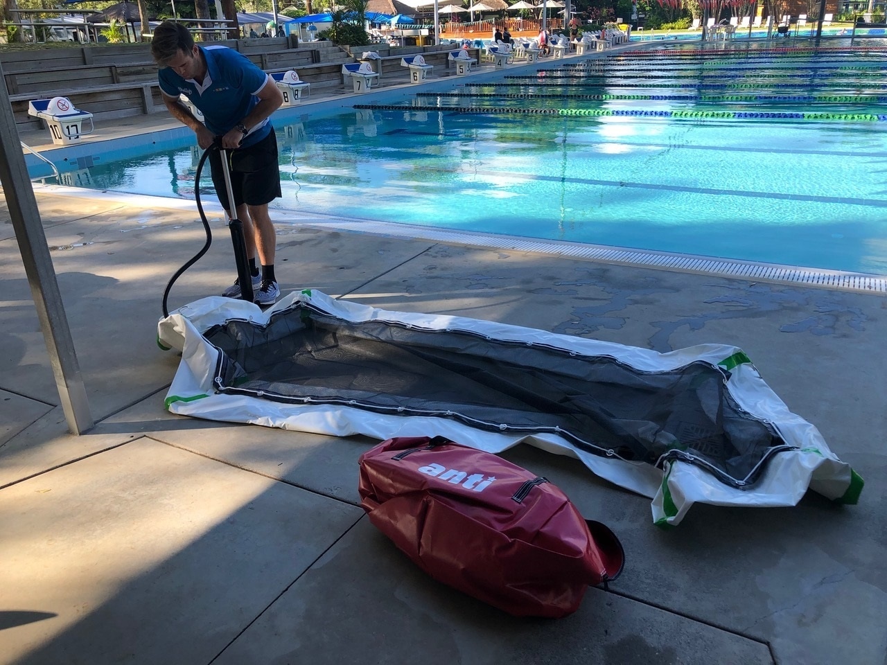 ANTI WAVE 10U Inflatable Goal