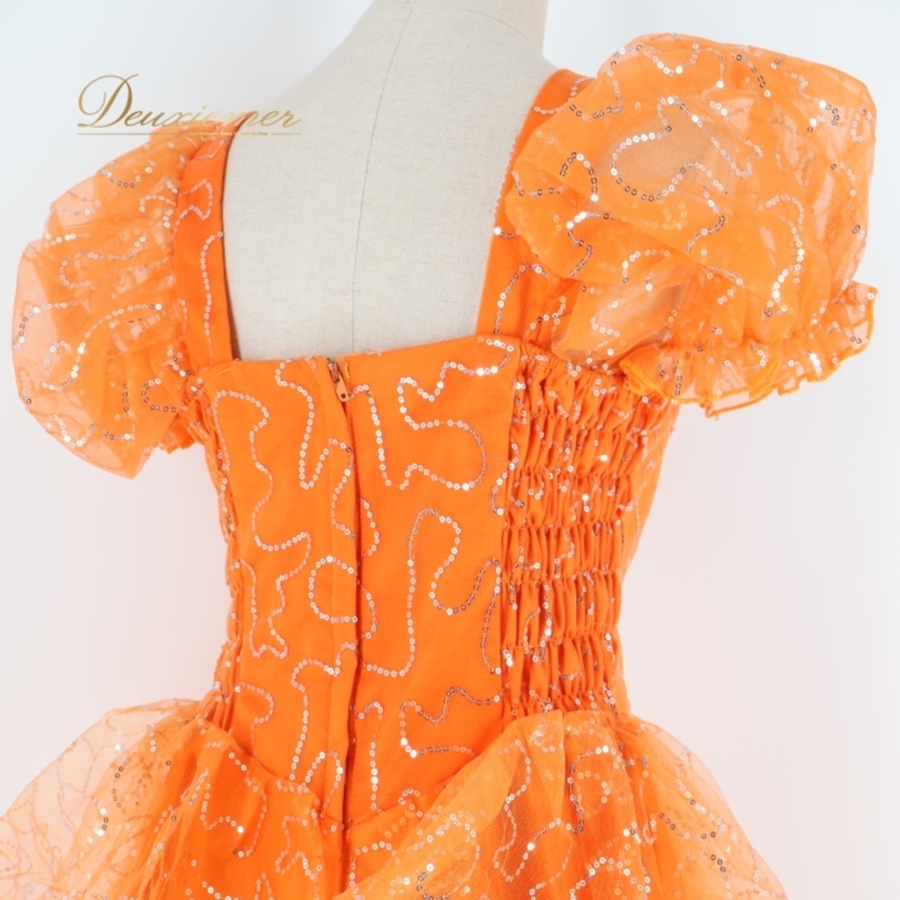 パーティドレス ワンピース ドレス オレンジ系 発表会 演奏会 パーティ 舞台 ダンス ロングドレス フリル レース 鮮やか 軽い ステージ衣装 お洒落 フォーマル パーティー かわいい 可愛い おしゃれ イベント用 目立つ ふんわり