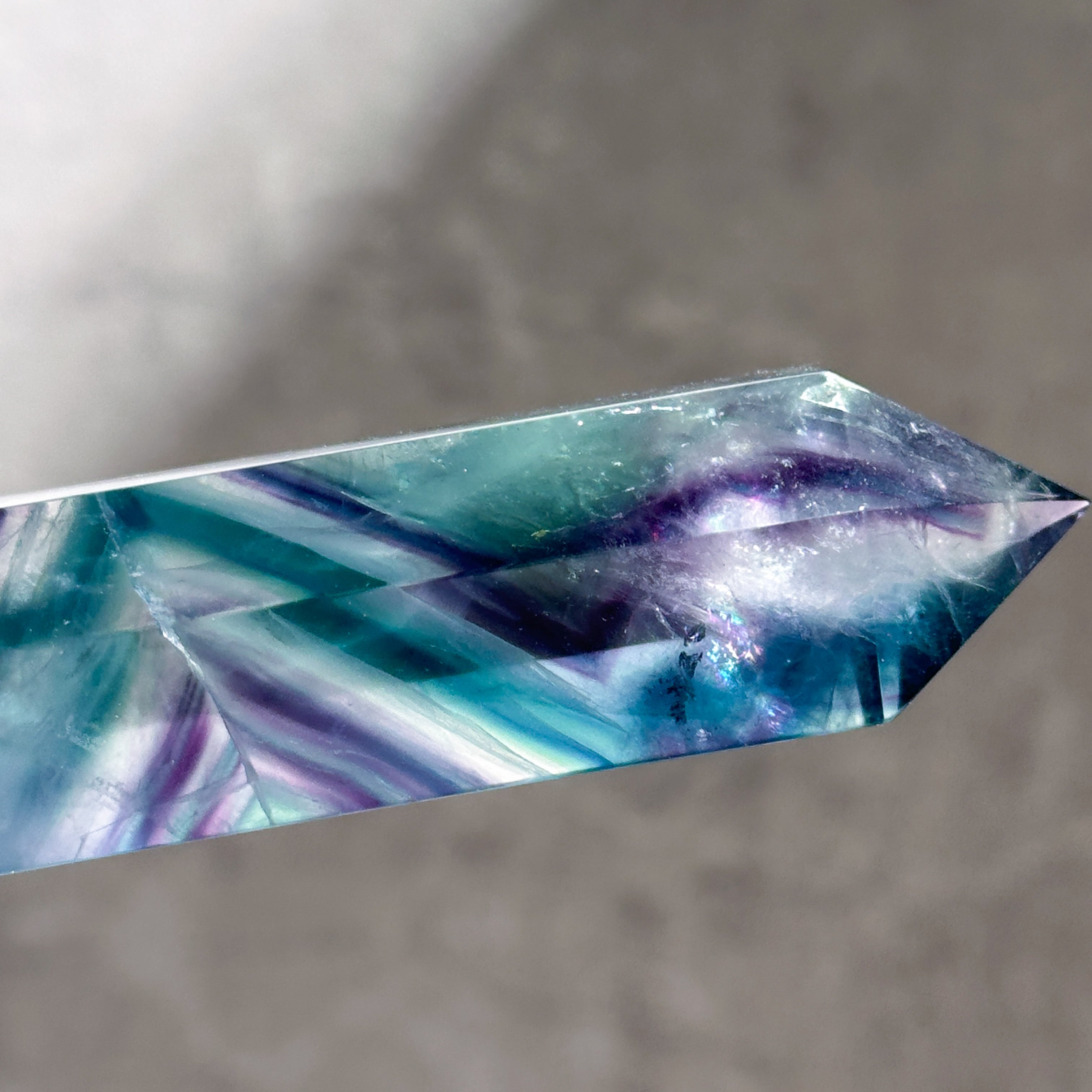 レインボーフローライト タワー型51◇ Rainbow Fluorite ◇天然石