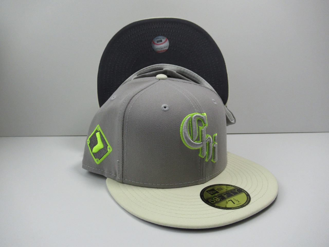 Exclusive NEW ERA 59fifty Chicago White Sox　シカゴ・ホワイト ソックス　GRAY×CHROME