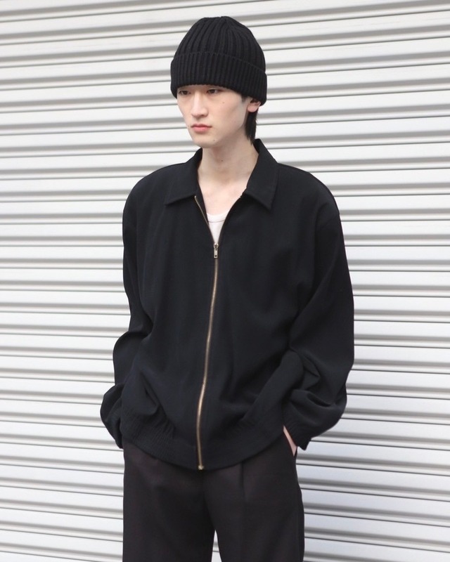 zip-up blouson