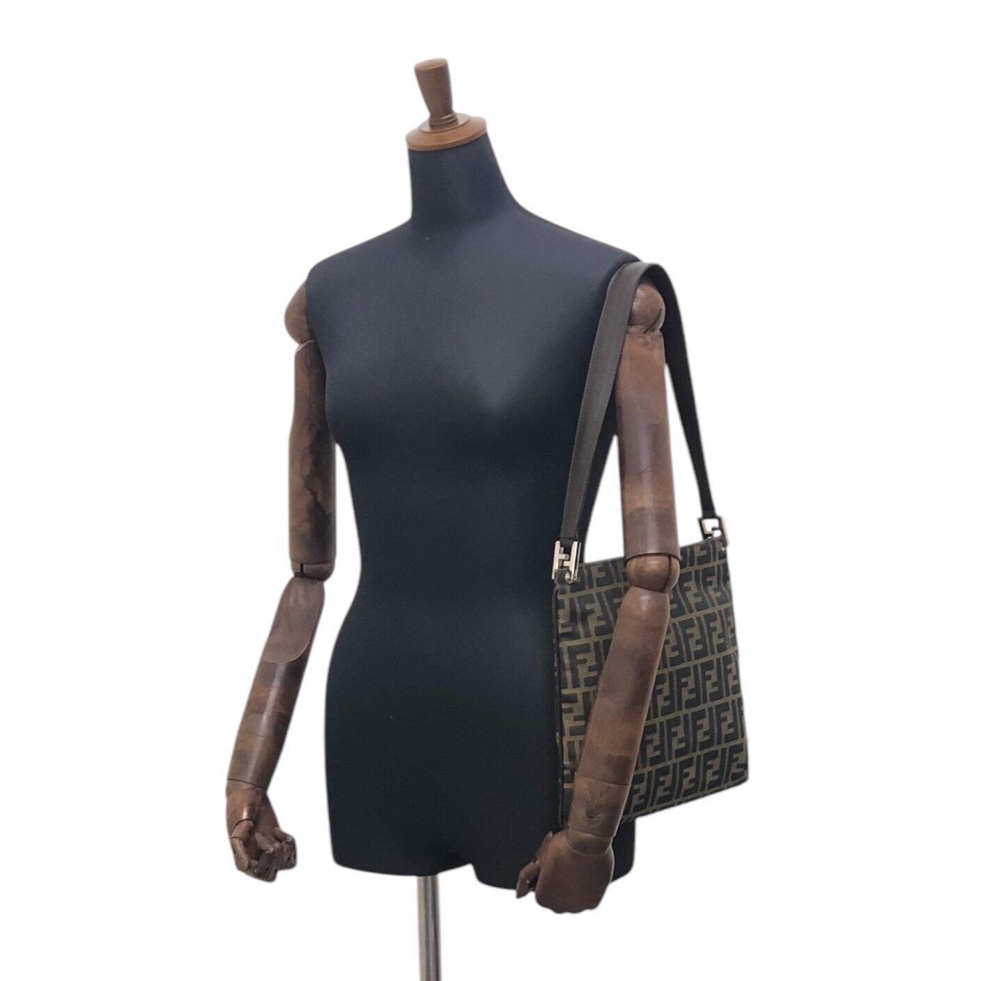 FENDI フェンディ ズッカ ショルダーバッグ ブラウン キャンバス