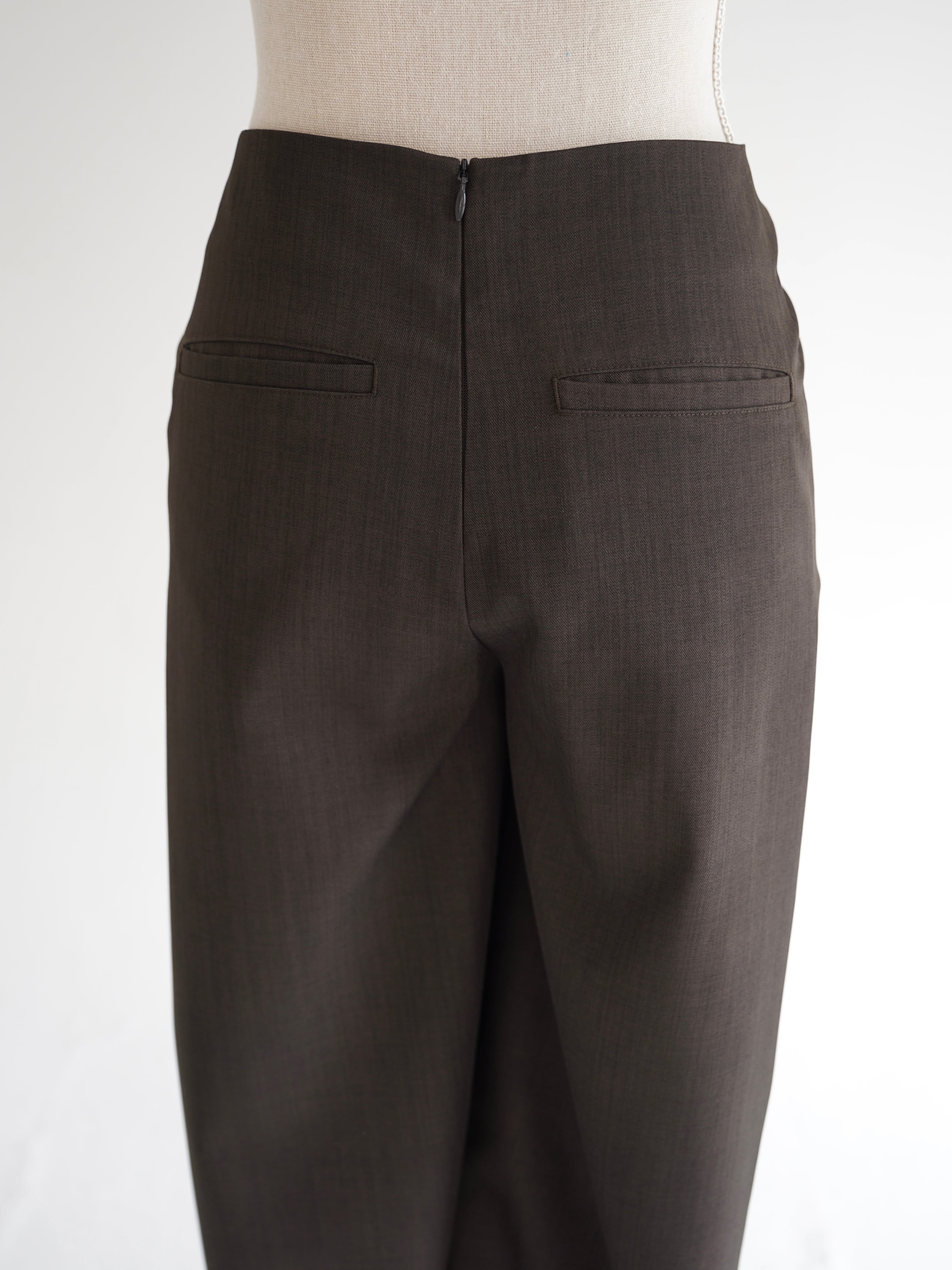 OJYON】 twisted knot pants 【DARK BROWN】 | OJYON