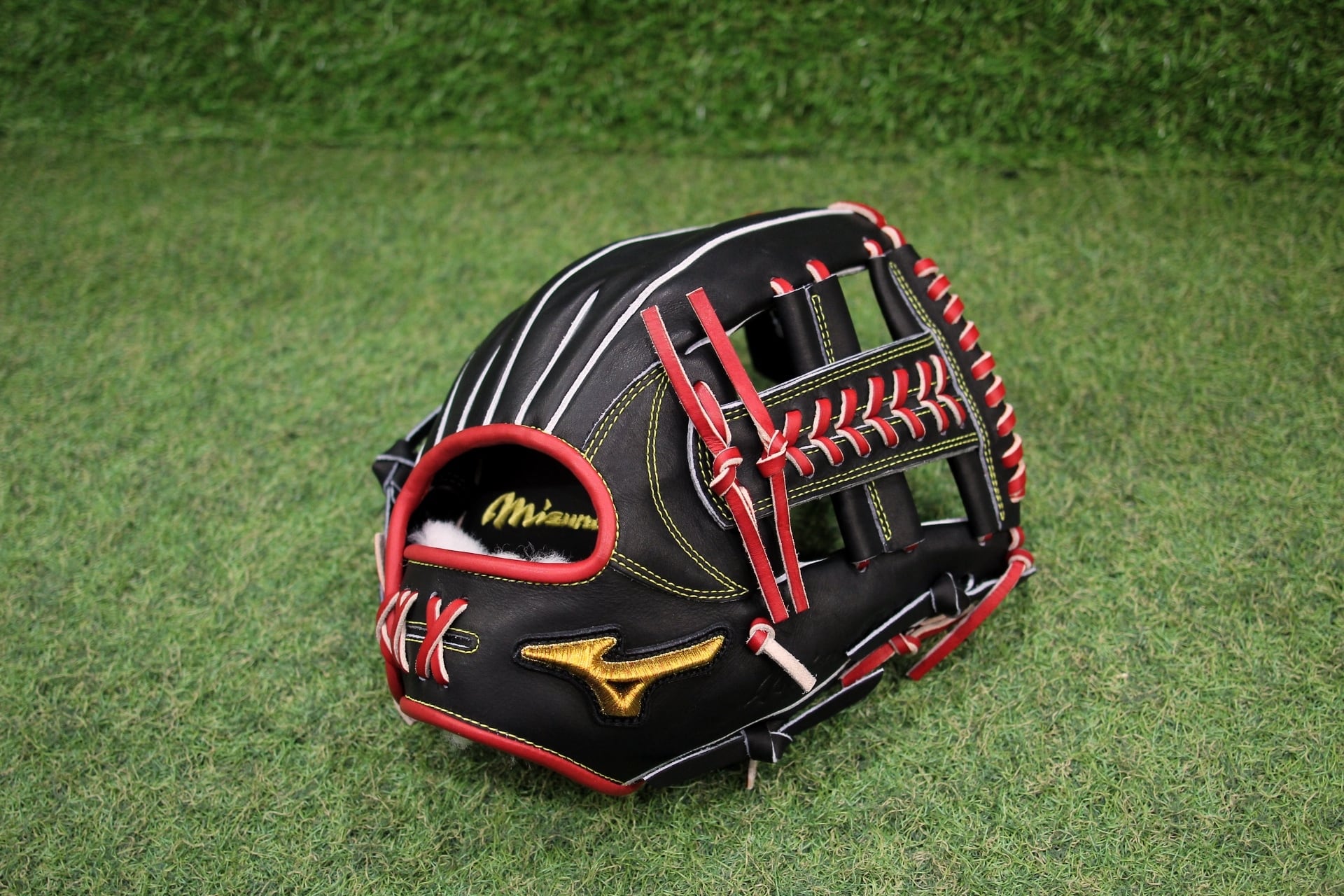 KANAME 軟式キャッチャーミット限定モデル | ミツウマスポーツ