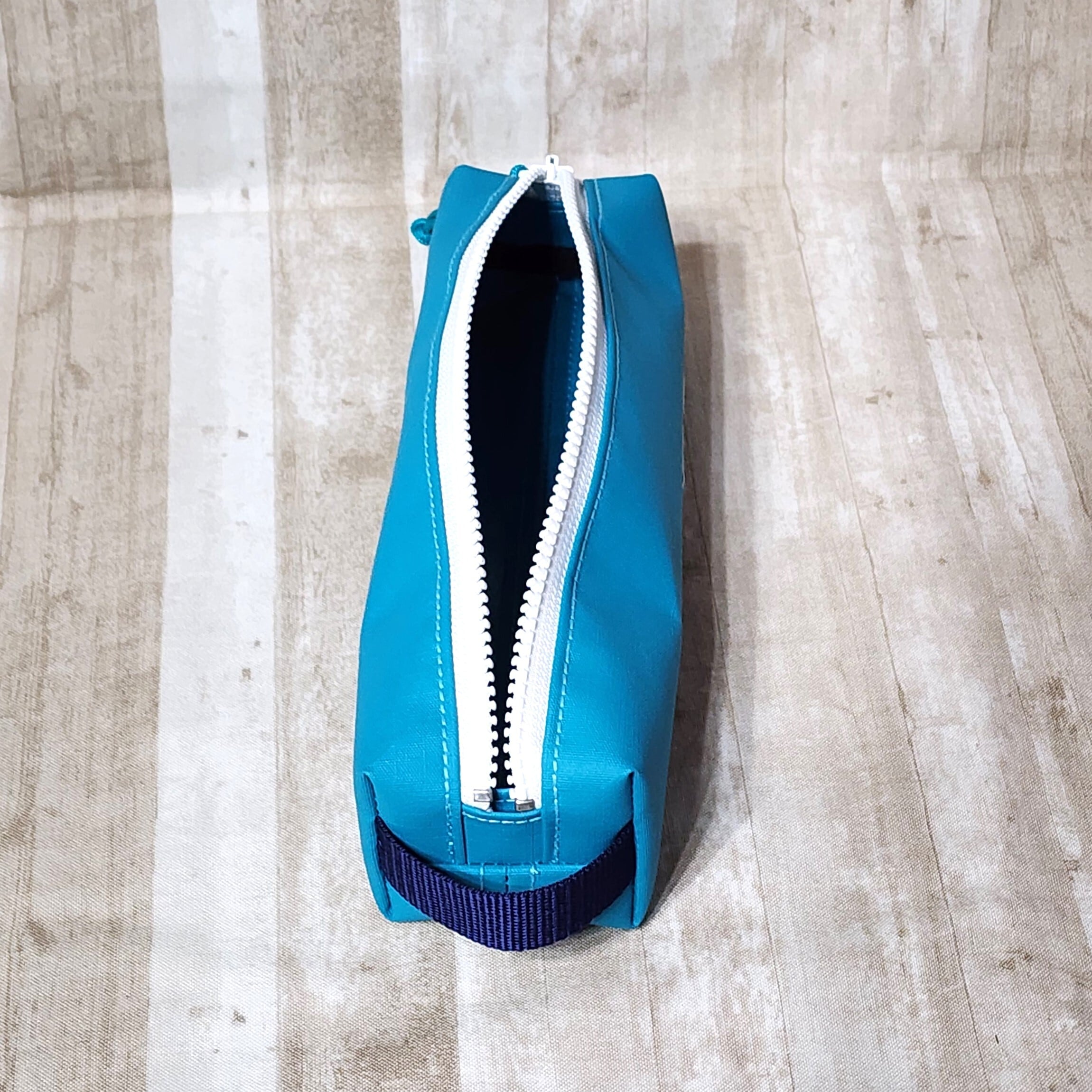 ペンケースみたいなポーチ ＜K-0664＞ | TENT-TOTE®（テント―ト）